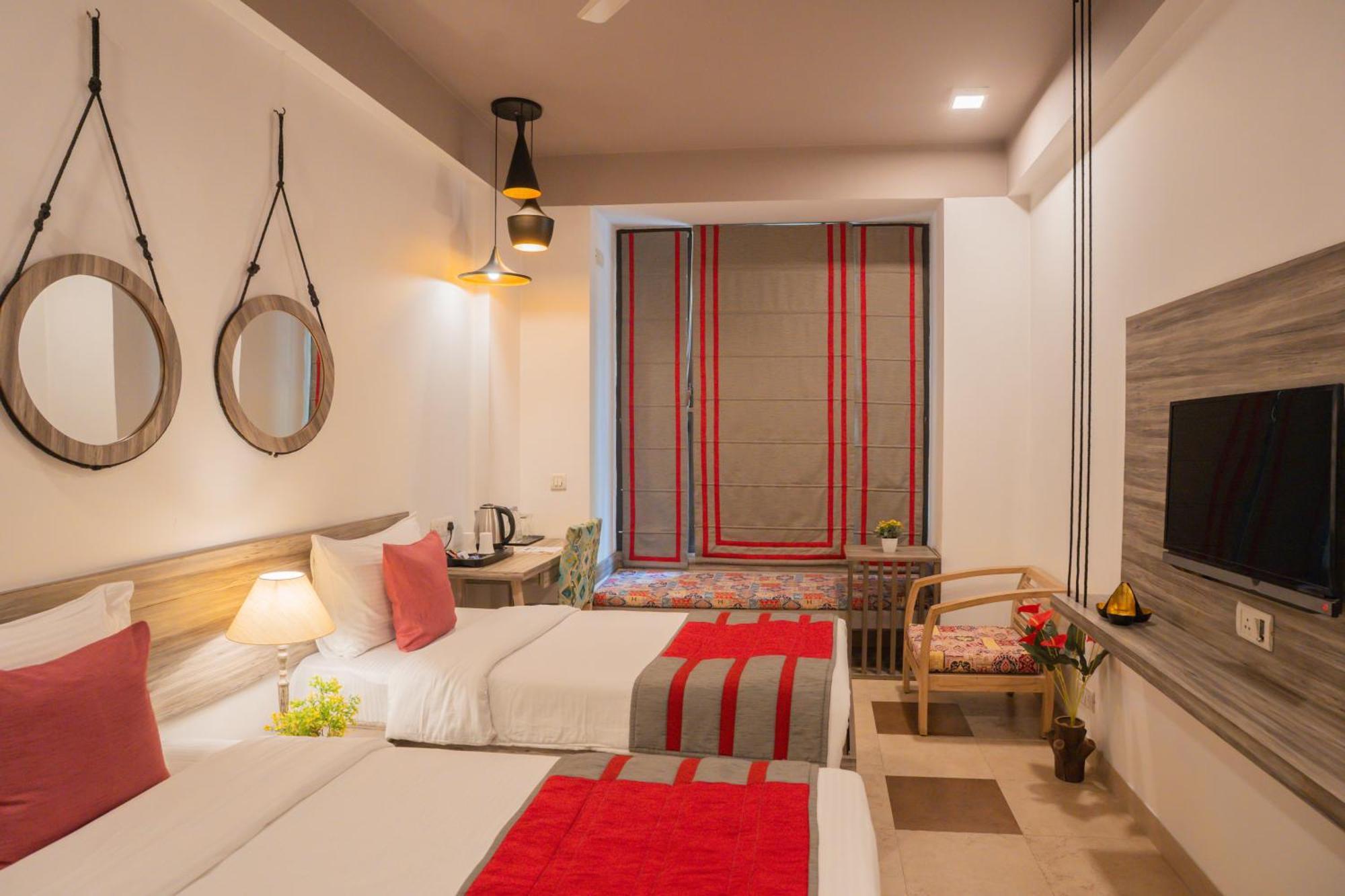 Hotel Ahuja Residency Parklane à Gurgaon Extérieur photo